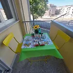Sunflower Rose Apartment