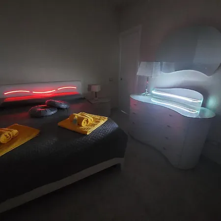 Sunflower Rose Appartement