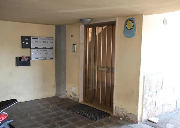 Sunflower Rose アパート マテーラ