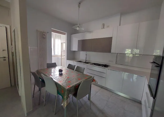 Sunflower Rose Matera