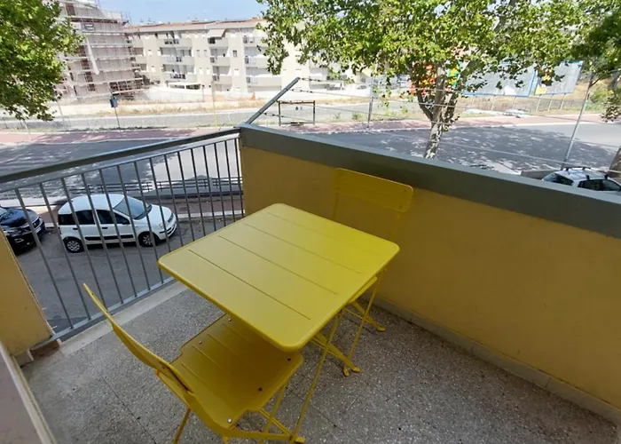 アパート Sunflower Rose