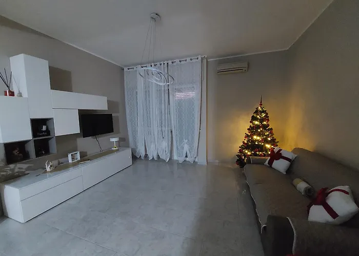 Sunflower Rose Apartment